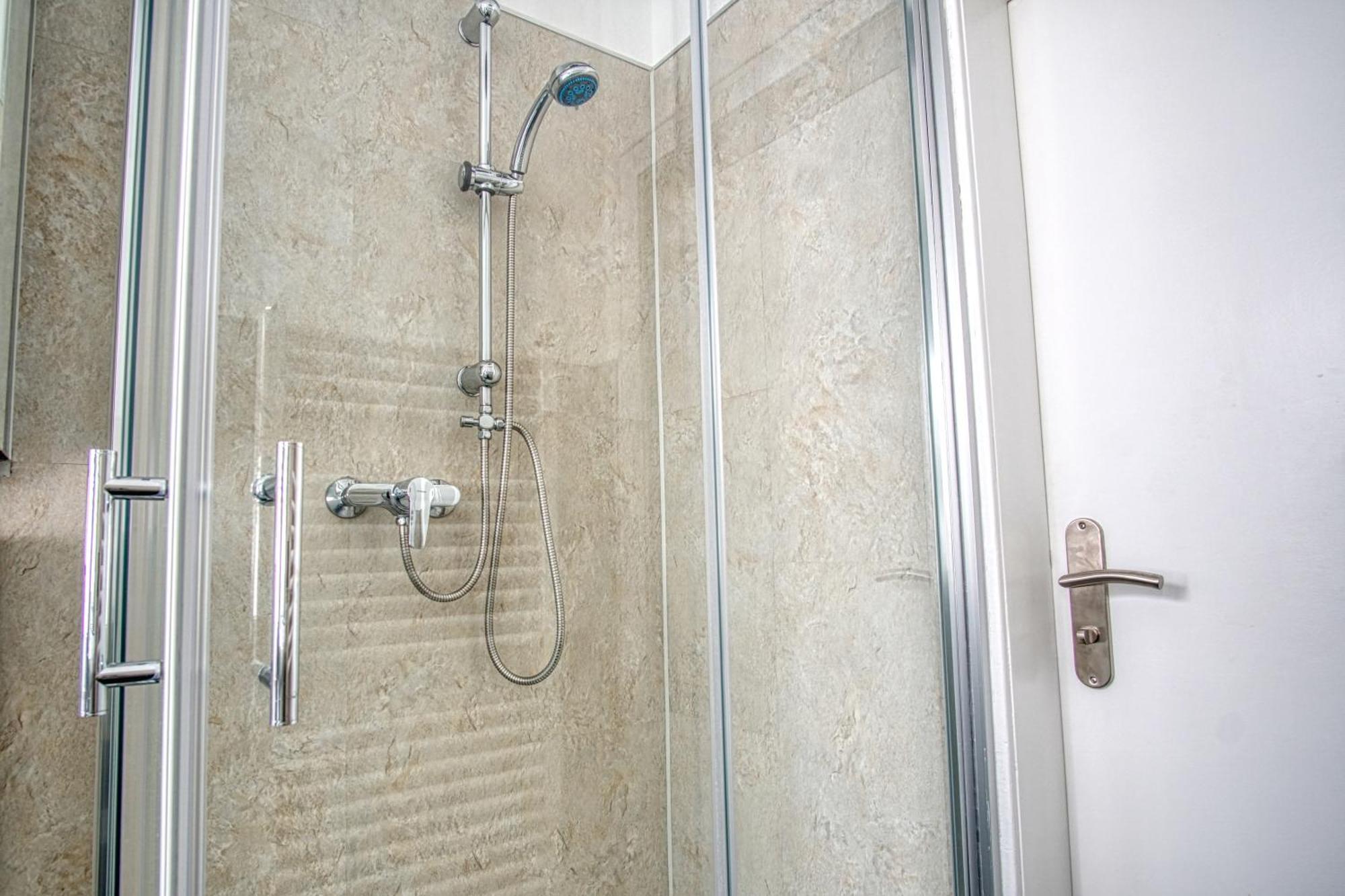 Homefy Sleep & Relax Apartment - Free Parking - Top Location Essen Luaran gambar